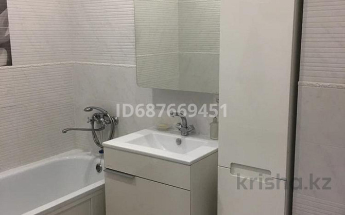 2-комнатная квартира, 90 м², 5/6 этаж помесячно, проспект Б.Момышулы - Магазин Алтын Арай Темиртау - изображение 7