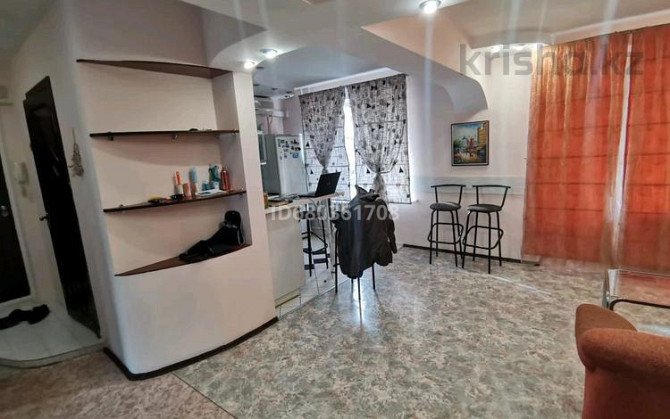 3-комнатная квартира, 100 м², 4/5 этаж помесячно, ул. 24 июня - ул. Абая - Манаса Almaty - photo 3