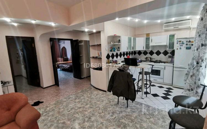 3-комнатная квартира, 100 м², 4/5 этаж помесячно, ул. 24 июня - ул. Абая - Манаса Almaty - photo 1