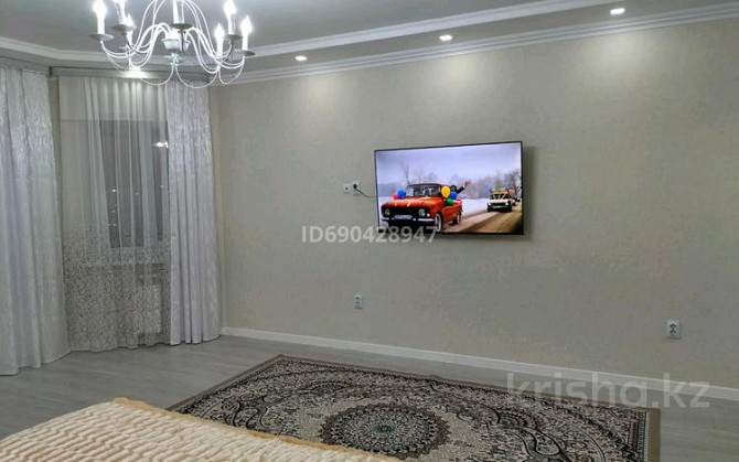 1-комнатная квартира, 65 м², 2/9 этаж помесячно, мкр. Алтын орда, Батыс 2 - проспект Алии Молдагулов Актобе - изображение 5
