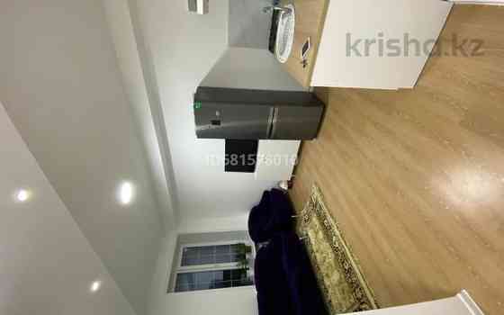1-комнатная квартира, 30 м², 4/4 этаж помесячно, Аблайхана - Жибек жолы Алматы