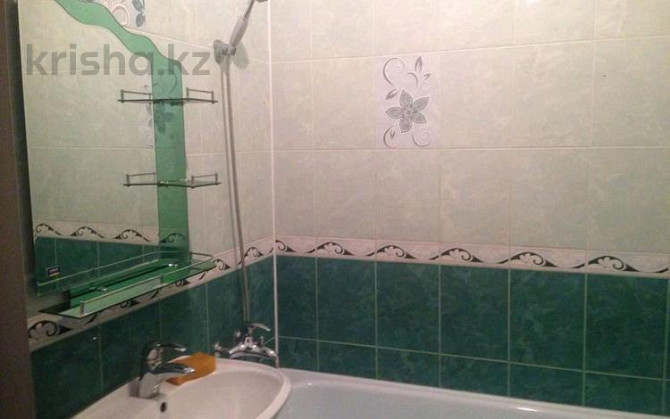 4-комнатная квартира, 80 м², 3/5 этаж помесячно, Мик. Спортивный 24 Шымкент - изображение 5