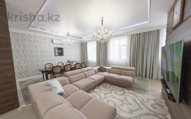 4-комнатная квартира, 165 м², 3/7 этаж помесячно, Мангилик Ел 28 Astana - photo 1