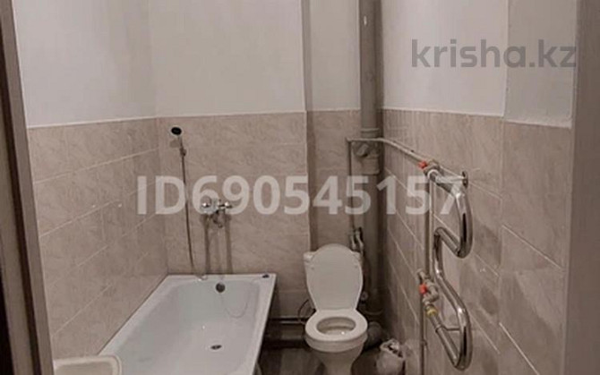 1-комнатная квартира, 35.3 м², 5 этаж помесячно, Мәшһүр Жүсіп 1032 - 15мкр Тараз - изображение 3