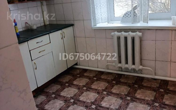 3-комнатная квартира, 67 м², 1/2 этаж помесячно, Район Авторынка 27 Семей - изображение 5