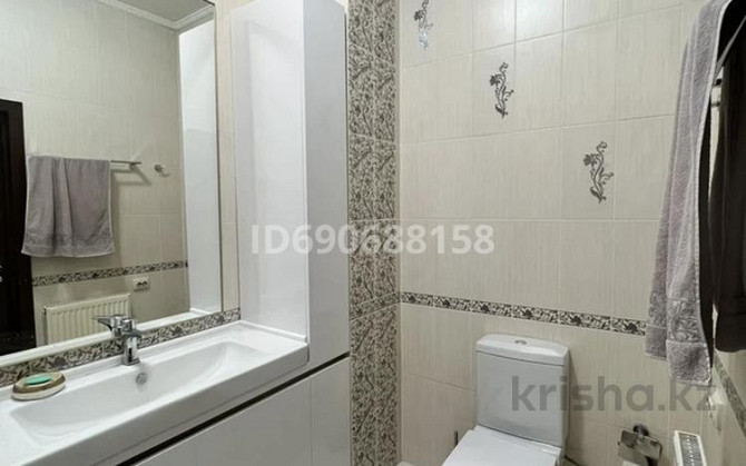 4-комнатная квартира, 110 м², 11/16 этаж помесячно, Валиханова - Валиханова Абая Astana - photo 4