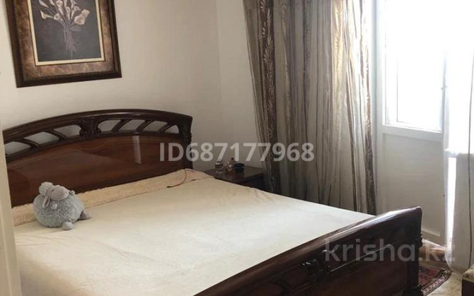 4-комнатная квартира, 130 м², 10/10 этаж помесячно, мкр 5, Молдагуловой - Молдагулова -тайбекова Актобе - изображение 2