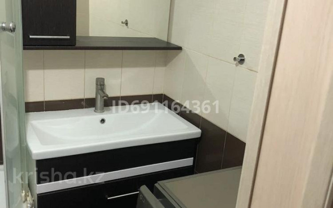 3-комнатная квартира, 64 м², 4/6 этаж помесячно, Назарбаева 327А - Рынок Салем Петропавловск - изображение 7