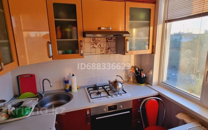 3-комнатная квартира, 63 м², 5/5 этаж помесячно, мкр 5 4 - Вечный огонь Актобе - изображение 8