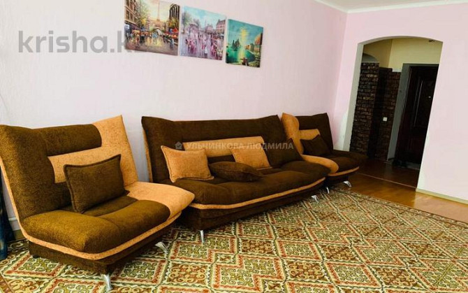 4-комнатная квартира, 97 м², 4/6 этаж помесячно, Крупской 24А Atyrau - photo 1