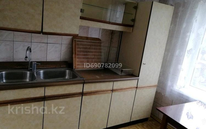 3-комнатная квартира, 62 м², 3/5 этаж помесячно, Маметовой 103 - Исаева Уральск - изображение 5