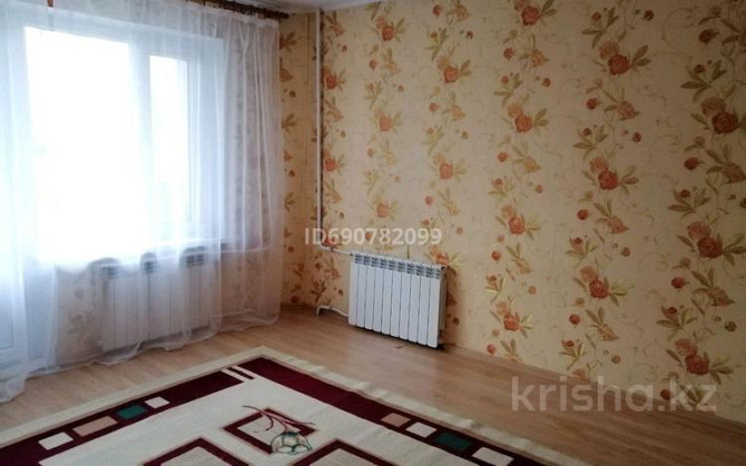 3-комнатная квартира, 62 м², 3/5 этаж помесячно, Маметовой 103 - Исаева Уральск - изображение 4