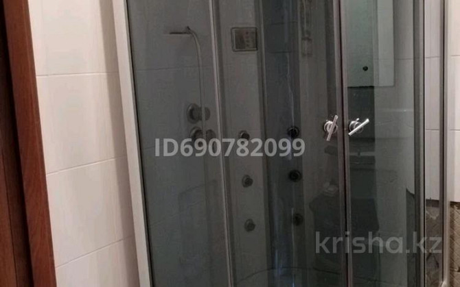 3-комнатная квартира, 62 м², 3/5 этаж помесячно, Маметовой 103 - Исаева Уральск - изображение 8