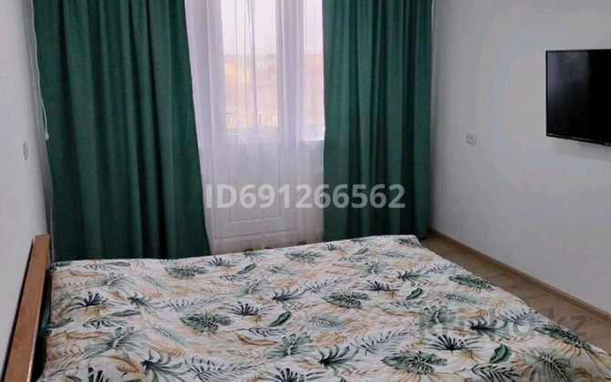 1-комнатная квартира, 33 м², 4/5 этаж помесячно, мкр Центральный, Центральная 11 Атырау - изображение 2
