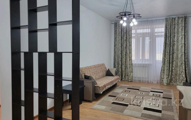 3-комнатная квартира, 150 м², 10/12 этаж помесячно, мкр 5, Молдагулова 3 - Мост 5 Микрорайона и мону Актобе - изображение 4
