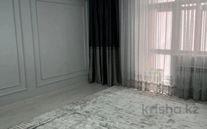 1-комнатная квартира, 55 м², 3/5 этаж помесячно, 9 микрорайон 15 Уральск - изображение 7