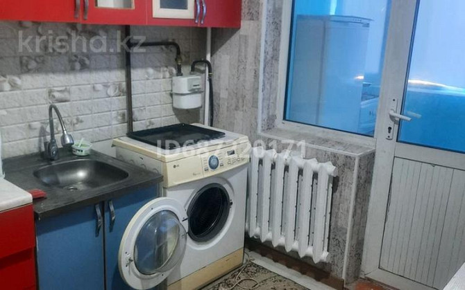 4-комнатная квартира, 100 м², 2/5 этаж помесячно, 1ый микрорайон 5 - Школа С.Сейфулина Туркестан - изображение 2