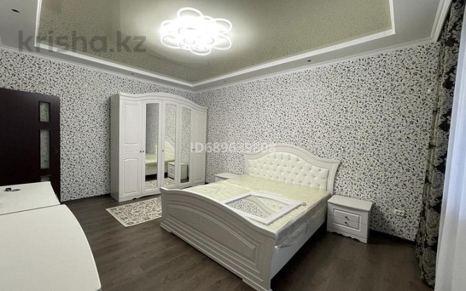 3-комнатная квартира, 93 м², 4/5 этаж помесячно, мкр Астана 18 - Московская Уральск - изображение 2