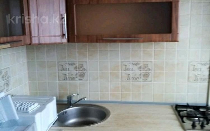 3-комнатная квартира, 70 м², 5/5 этаж помесячно, Мира Petropavlovsk - photo 2