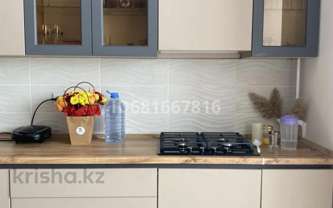 3-комнатная квартира, 87 м², 5/5 этаж помесячно, мкр. Алтын орда, Мкр. Батыс-2 48В Актобе - изображение 5