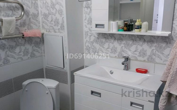 3-комнатная квартира, 87 м², 2/5 этаж помесячно, мкр. Алтын орда - Улица М.Шокая. Рядом садик Кулаге Актобе - изображение 7