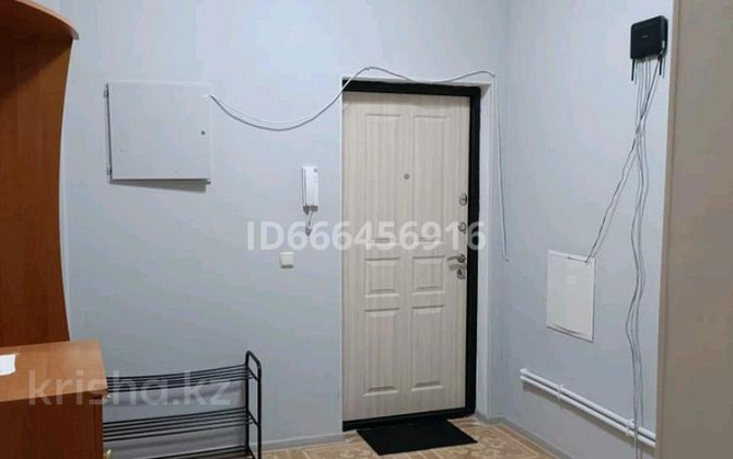 4-комнатная квартира, 150 м², 3/7 этаж помесячно, Сатпаева 39в Атырау - изображение 3