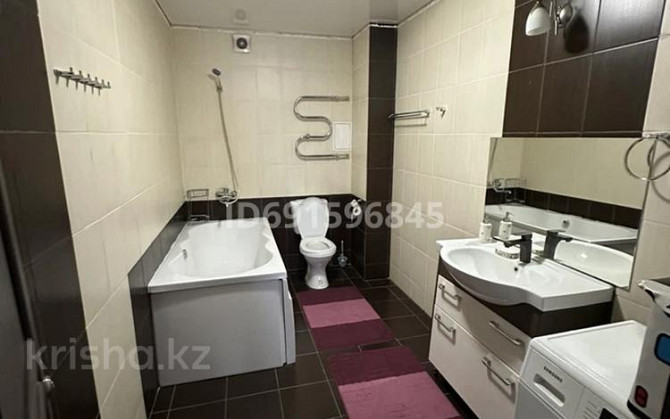 5-комнатная квартира, 270 м², 16/16 этаж помесячно, Иманова 26 Astana - photo 6