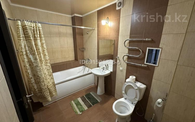 5-комнатная квартира, 270 м², 16/16 этаж помесячно, Иманова 26 Astana - photo 8
