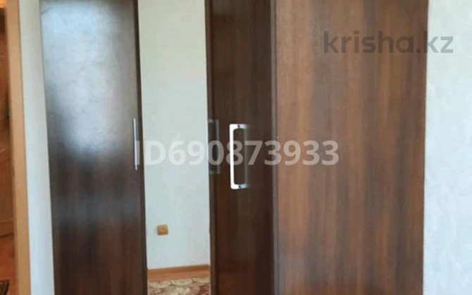 3-комнатная квартира, 70 м², 4/5 этаж помесячно, 27-й мкр 20 - Достык, Аман, аптека, школа, садик, ф Актау - изображение 1
