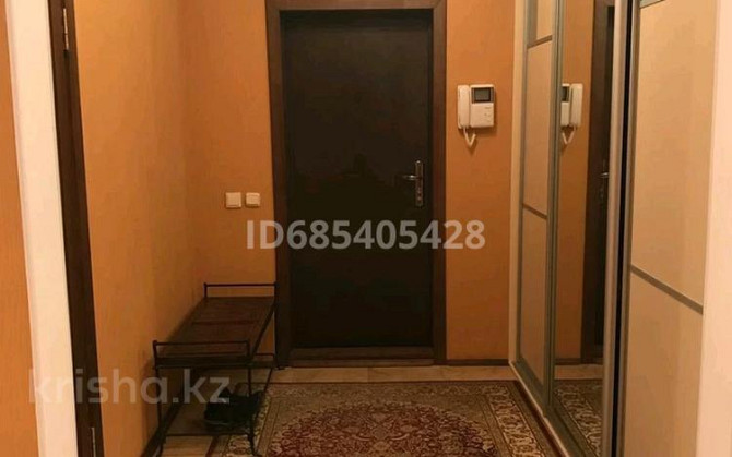 5-комнатная квартира, 180 м², 2/3 этаж помесячно, мкр 8, Молдагулова 49/1 - Жд управления Актобе - изображение 4