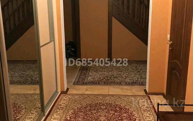 5-комнатная квартира, 180 м², 2/3 этаж помесячно, мкр 8, Молдагулова 49/1 - Жд управления Актобе - изображение 5