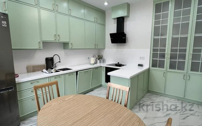 4-комнатная квартира, 138 м², 2 этаж помесячно, Мангилик ел 41/1 - Бухар жырау Astana - photo 1
