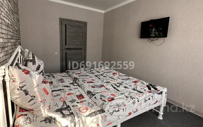 1-комнатная квартира, 45 м², 1/6 этаж помесячно, Оренбургская 40 - проспект Абулхаирхана район Казах Уральск - изображение 2