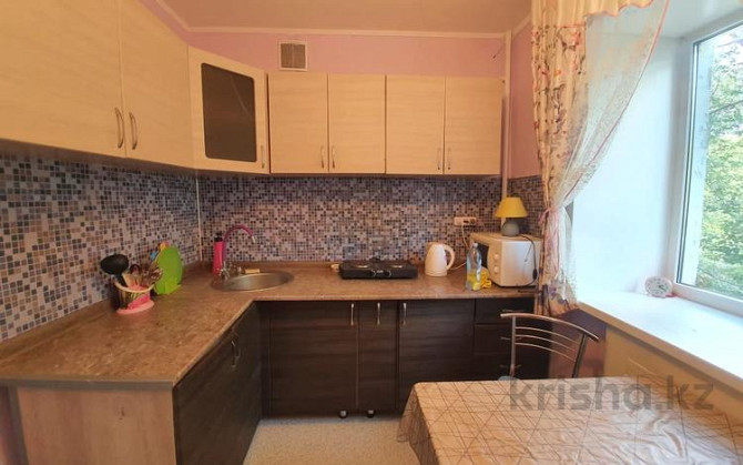 3-комнатная квартира, 60 м², 3/5 этаж помесячно, Ержанова 4 - 45-квартал Karagandy - photo 3