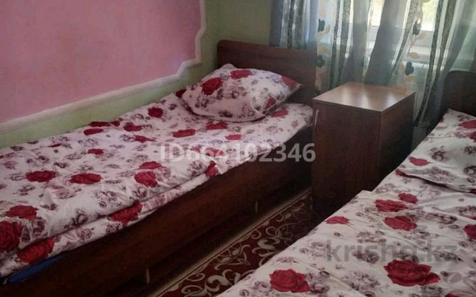 4-комнатная квартира, 120 м², 2/2 этаж помесячно, улица С. Кожанова 51 - Торекулова Туркестан - изображение 1
