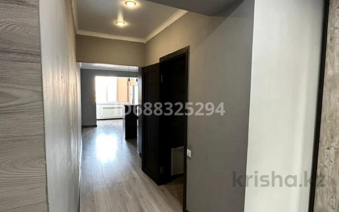 1-комнатная квартира, 50 м², 5/6 этаж помесячно, Акотау 20 - 8 школа Уральск - изображение 3