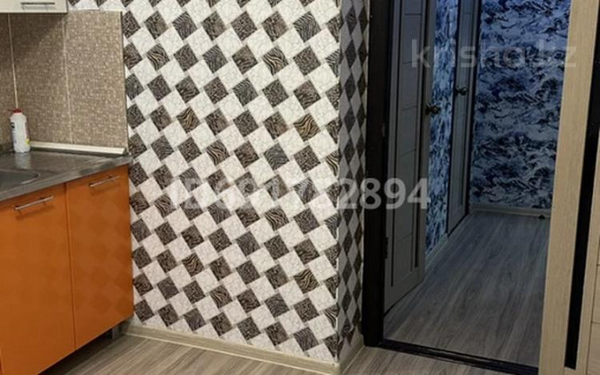 1-комнатная квартира, 40 м², 1/5 этаж помесячно, мкр Строитель 39 Уральск - изображение 6