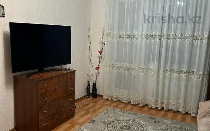 2-комнатная квартира, 43 м², 5/5 этаж помесячно, Касымханова 78 Костанай - изображение 3