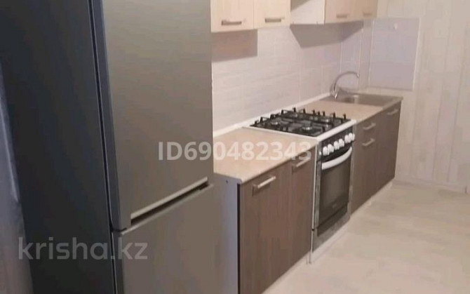 1-комнатная квартира, 56 м², 2/5 этаж помесячно, мкр Жана Орда, Нур 5 - Абулхаирхана Толеби Уральск - изображение 7