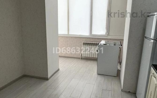 1-комнатная квартира, 40 м², 1/5 этаж помесячно, мкр Кунаева, Мкр. Астана 25 - Площадь Назарбаева Уральск - изображение 5