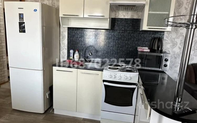 3-комнатная квартира, 60 м², 8/9 этаж помесячно, Шмидта - Набережная, центр Семей - изображение 3