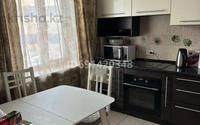 4-комнатная квартира, 96 м², 2/9 этаж помесячно, Машхур Жусуп 46 Ekibastuz - photo 1