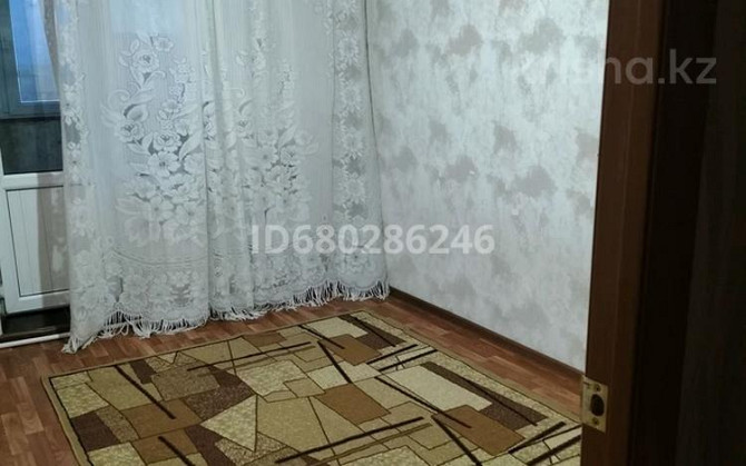 3-комнатная квартира, 65 м², 5/5 этаж помесячно, мкр 41-й разъезд, Элеваторная 200/20 Актобе - изображение 1