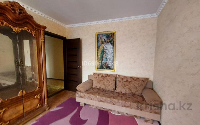 3-комнатная квартира, 80 м², 8/9 этаж помесячно, мкр 11 - Аз наурыз Актобе - изображение 2