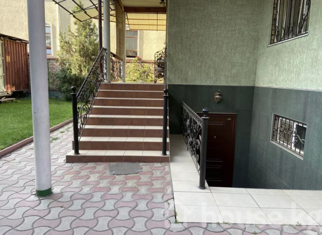 Дом, 6 и более комнат, 322 м2 Бишкек, Горького - Панфилова Bishkek - photo 7