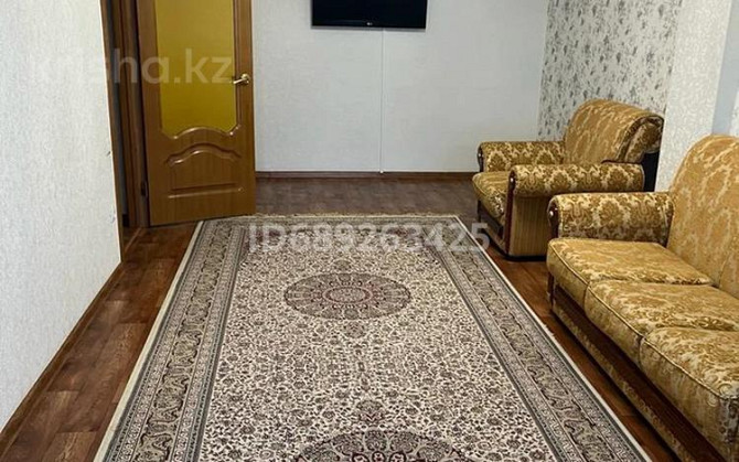 3-комнатная квартира, 104.7 м², 5/9 этаж помесячно, мкр 12 64 - Маметова Актобе - изображение 2