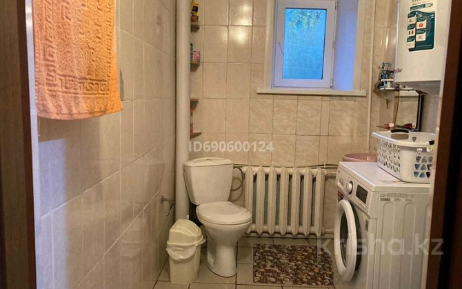 3-комнатная квартира, 69 м², 2/2 этаж помесячно, Железнодорожная 2/1 - Вокзала Павлодар - изображение 8