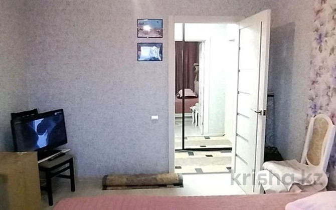 3-комнатная квартира, 64 м², 6/9 этаж помесячно, Естая Павлодар - изображение 3