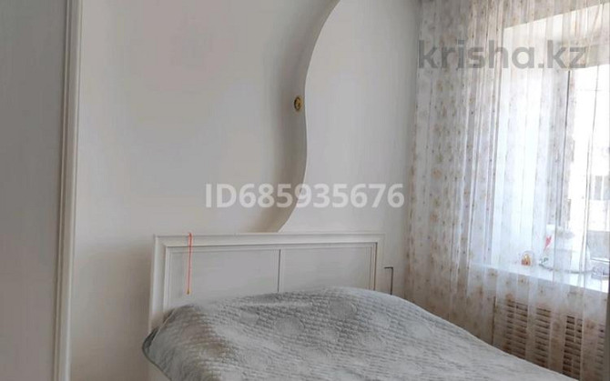 3-комнатная квартира, 64 м², 4/5 этаж помесячно, мкр Северо-Восток 35/1 Уральск - изображение 4