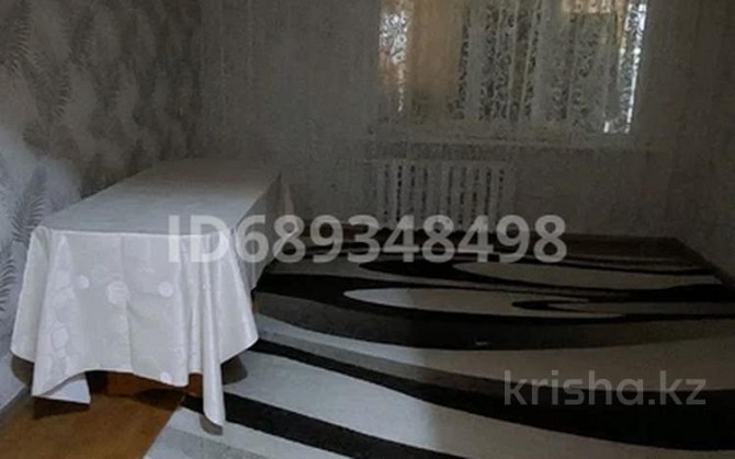 3-комнатная квартира, 60 м², 1/9 этаж помесячно, Есенжанова 3 - Омегаспорт нефтебаза омега 26 школа Уральск - изображение 2